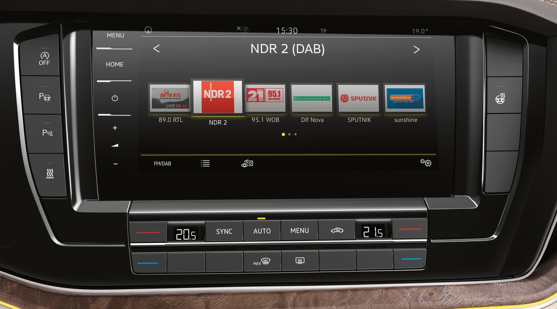 TG1726-Radio-Navigationssystem-Discover-Pro.jpg