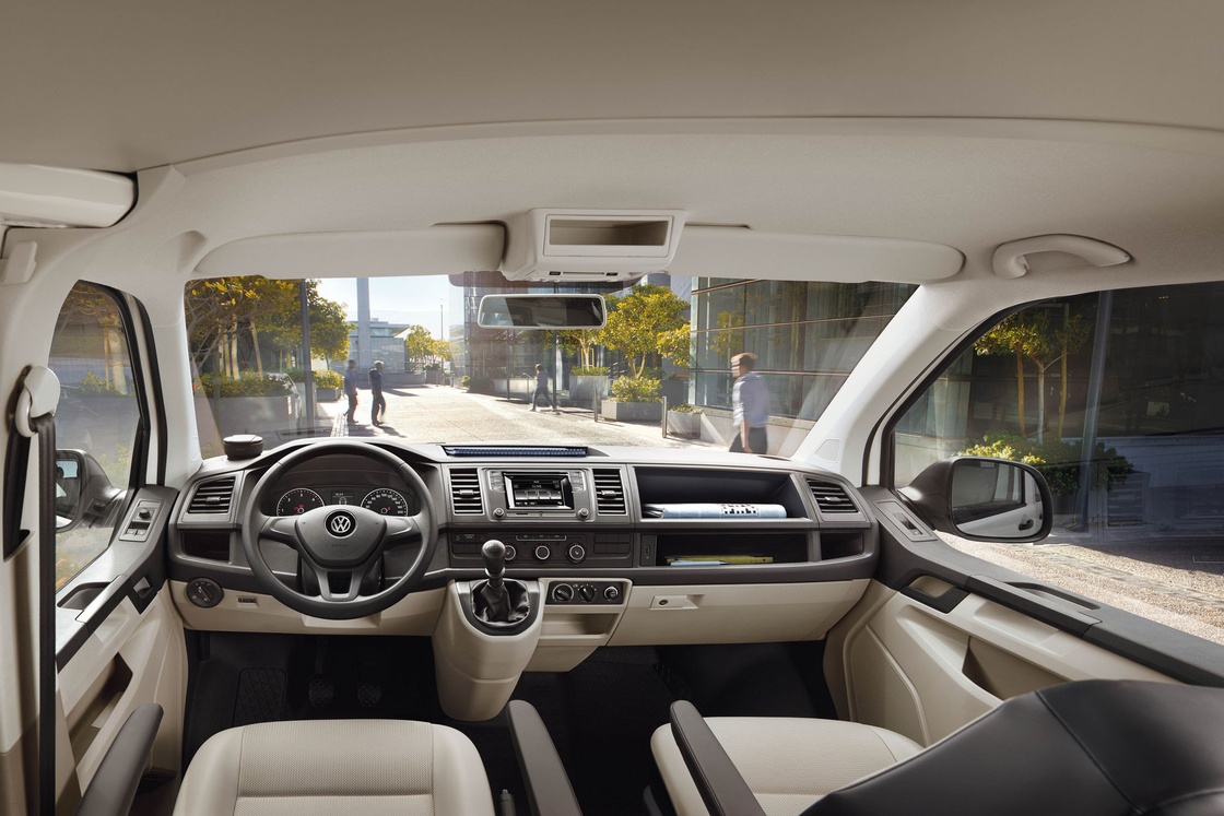 vw-transporter-ablagen.jpg